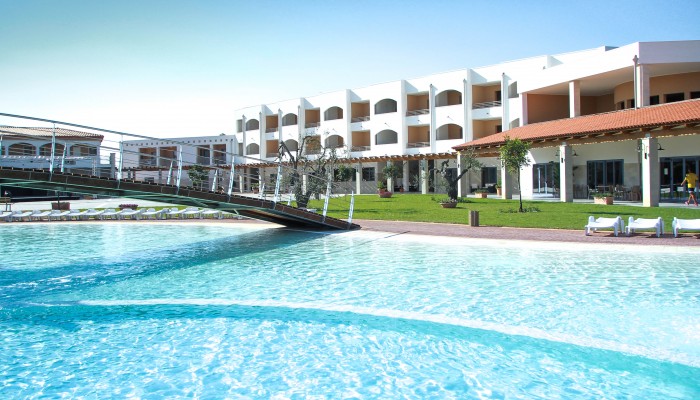 Futura Club Danaide resort vista piscina