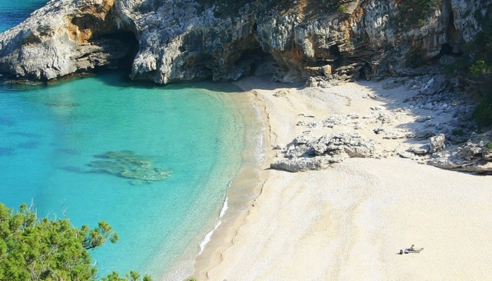 Torre Moresca cala sisine