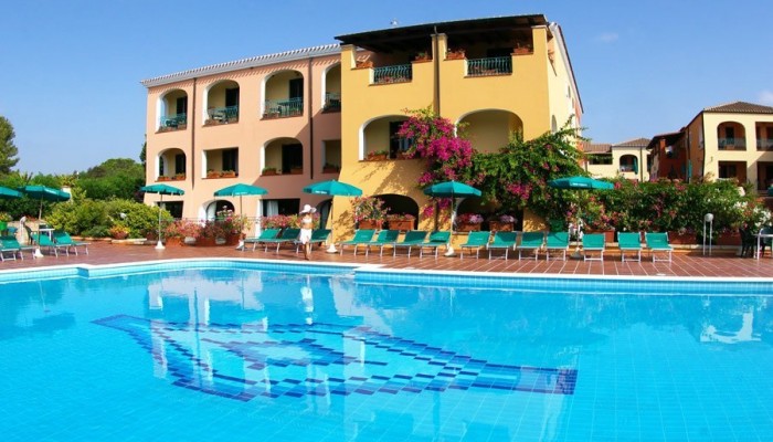 Torre Moresca piscina