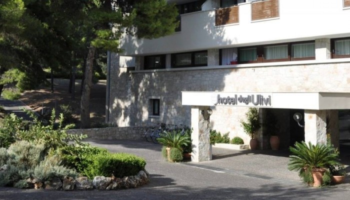 Pugnochiuso resort Hotel degli Ulivi