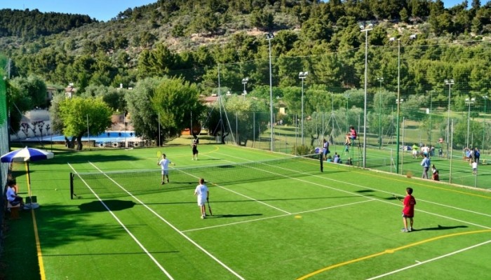 Pugnochiuso resort tennis e calcetto