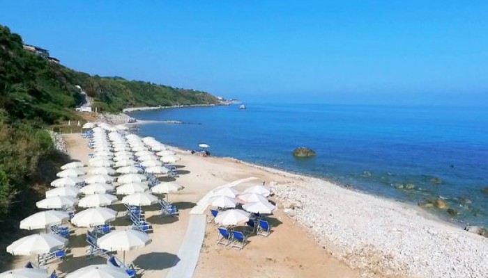 Le Rosette resort spiaggia Parghelia Tropea