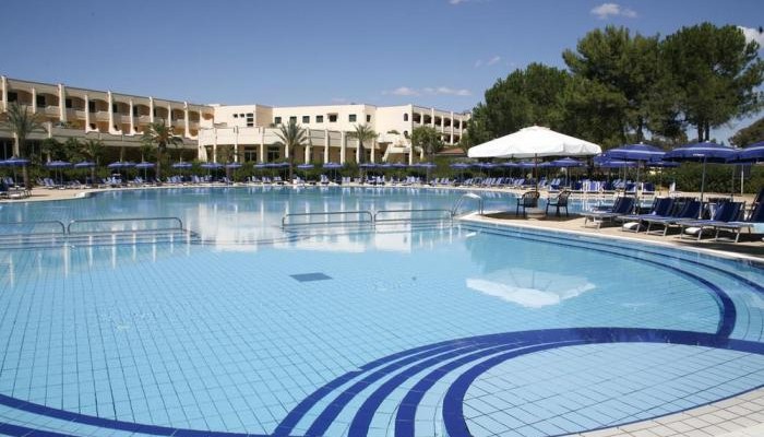 Ti Blu Village piscina