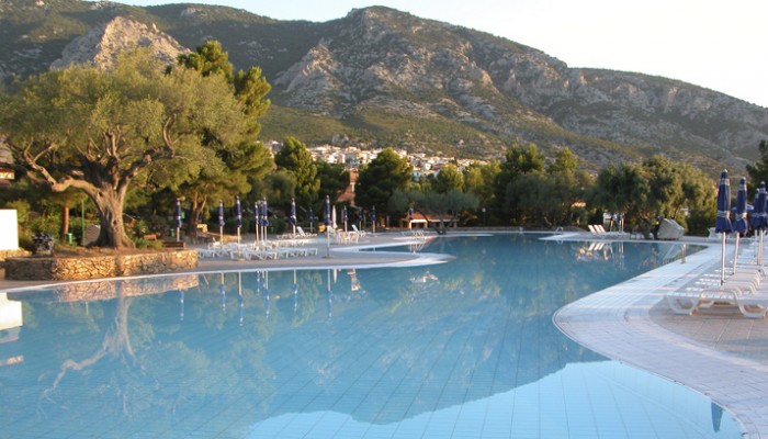 Palmasera Village Resort piscina
