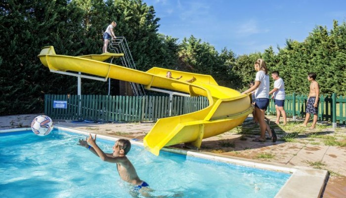 Garden Toscana Resort piscina bimbi