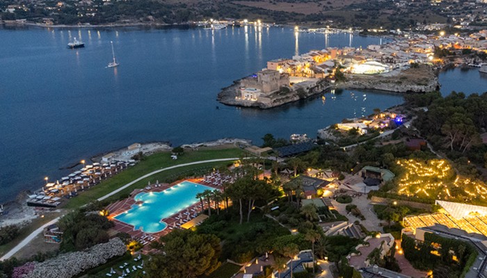 Mangia's Brucoli Resort
