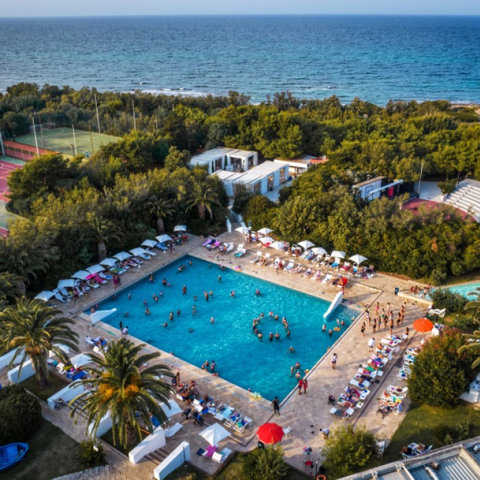 Nicolaus Club  Meditur Village